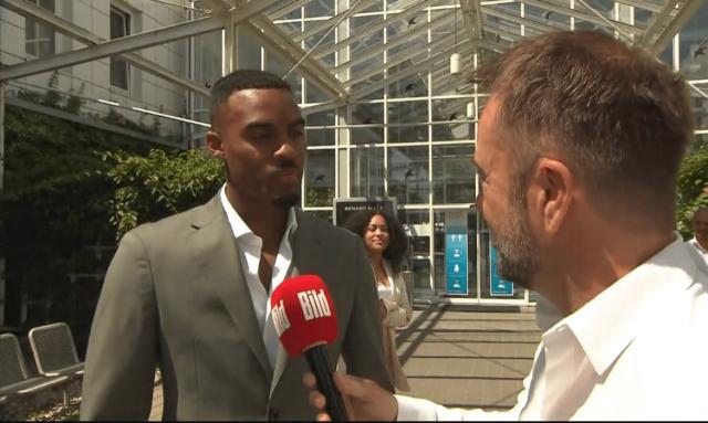 开云官方-拜仁敲定荷兰兽腰，莱万去巴萨要等利物浦先换枪？